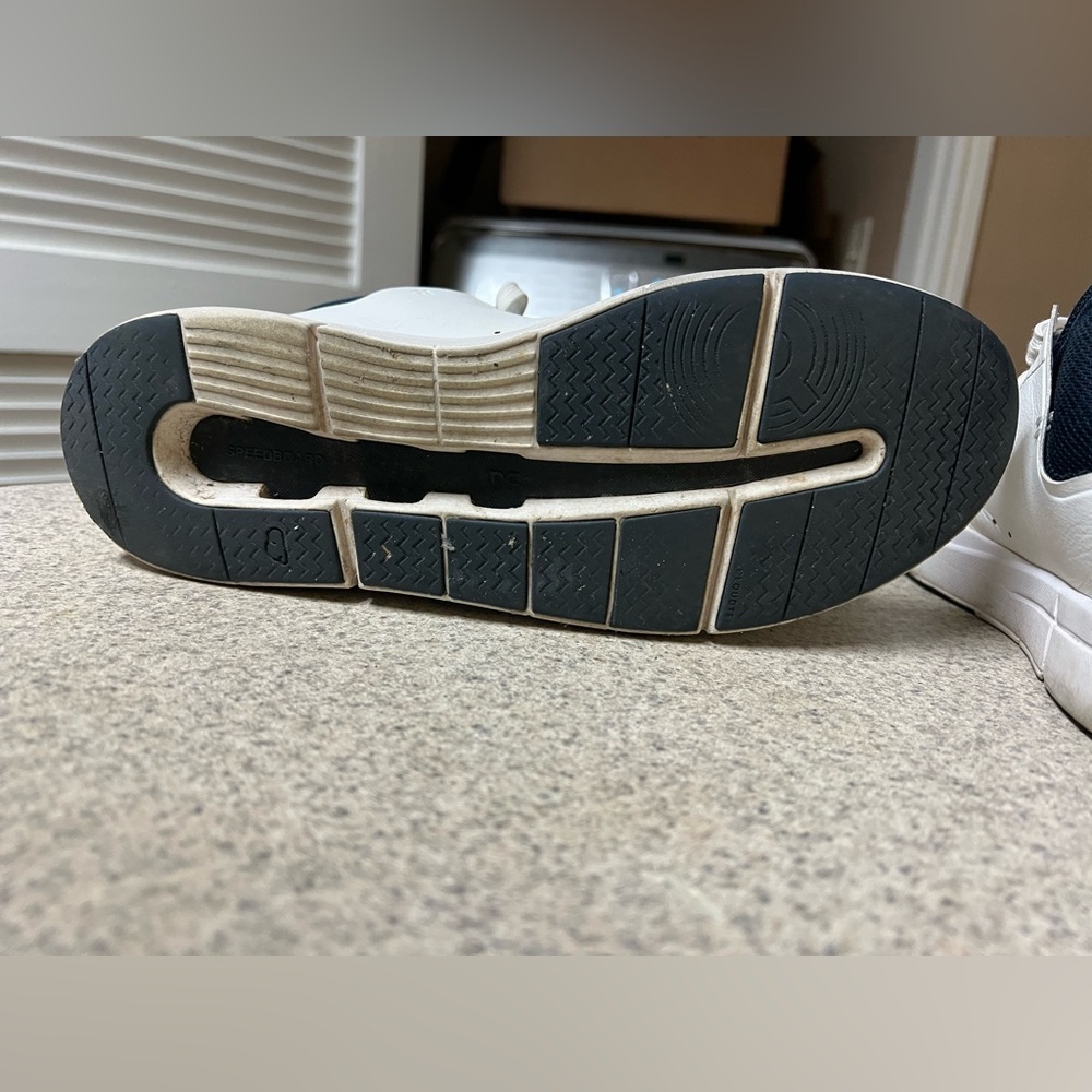 On Running Men's Sneakers in White and Black - Picture 5 of 7